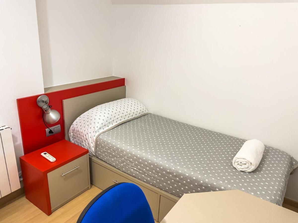 Leevin Student Barcelona Apartment Ngoại thất bức ảnh
