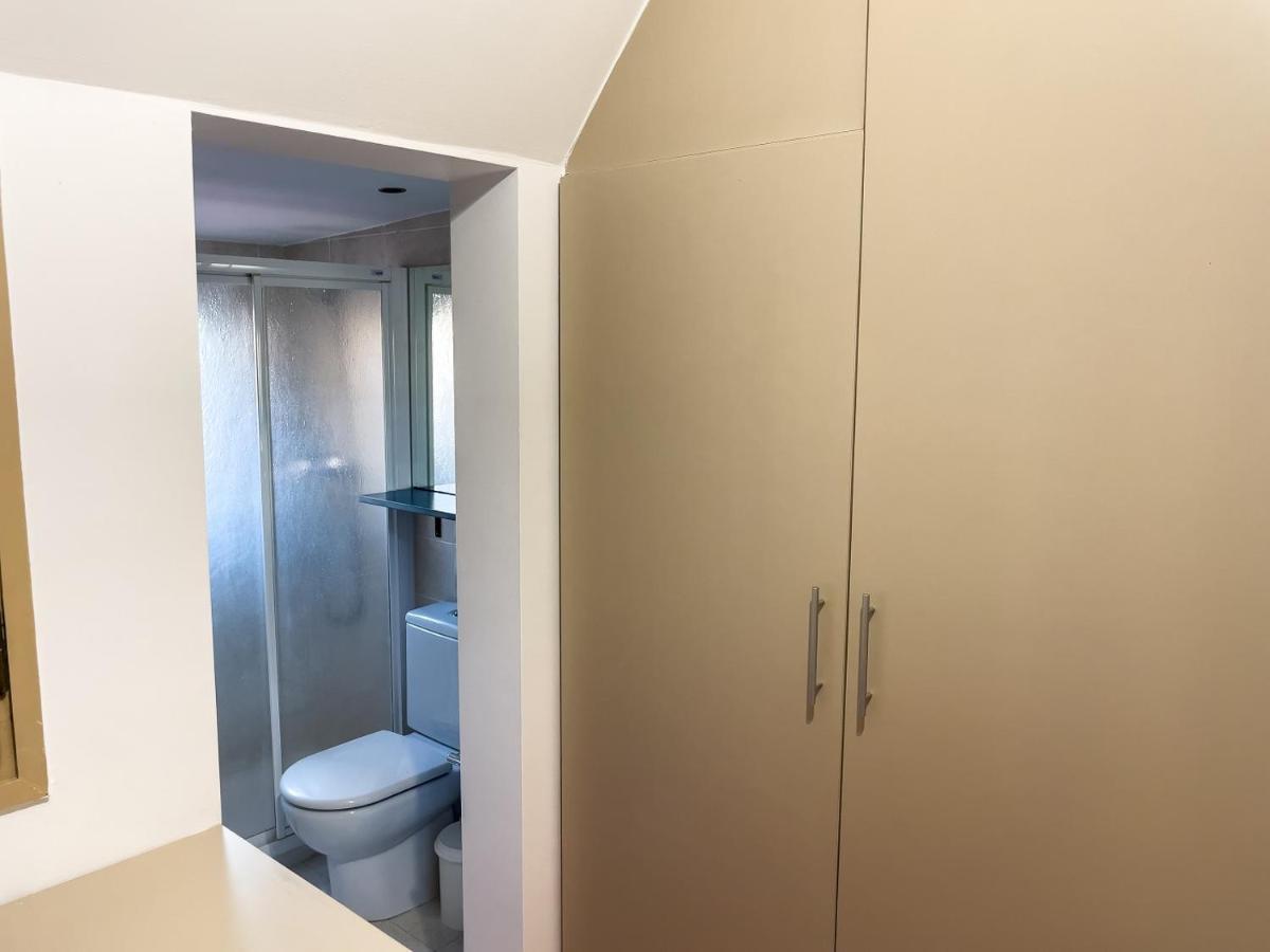 Leevin Student Barcelona Apartment Ngoại thất bức ảnh
