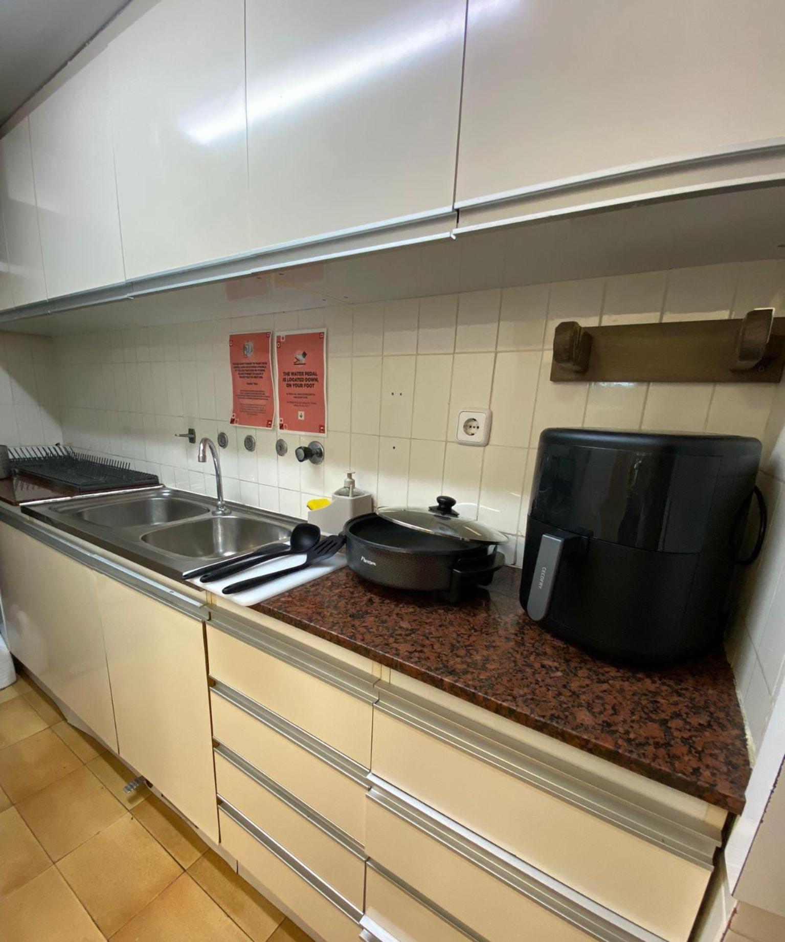 Leevin Student Barcelona Apartment Ngoại thất bức ảnh